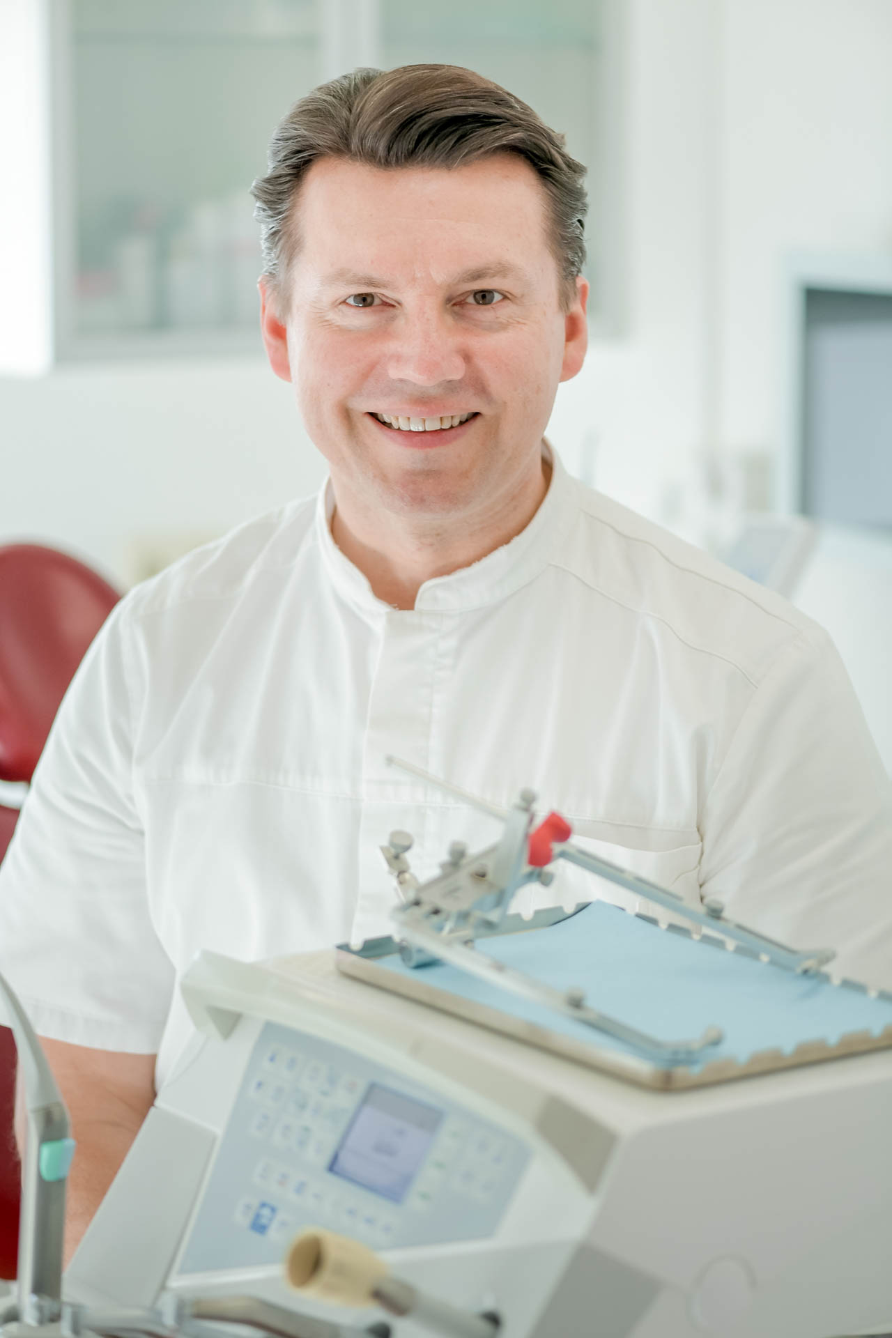 Implantologisch t�tige Zahnarztpraxis